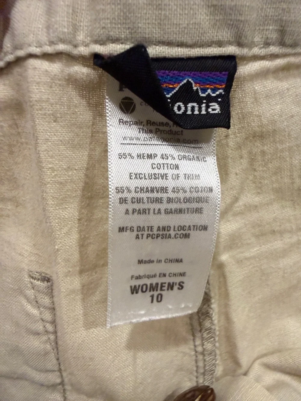 Patagonia Hemp Organic Cotton Shorts Womens 10 Beige Roll Cuff Casual Outdoor